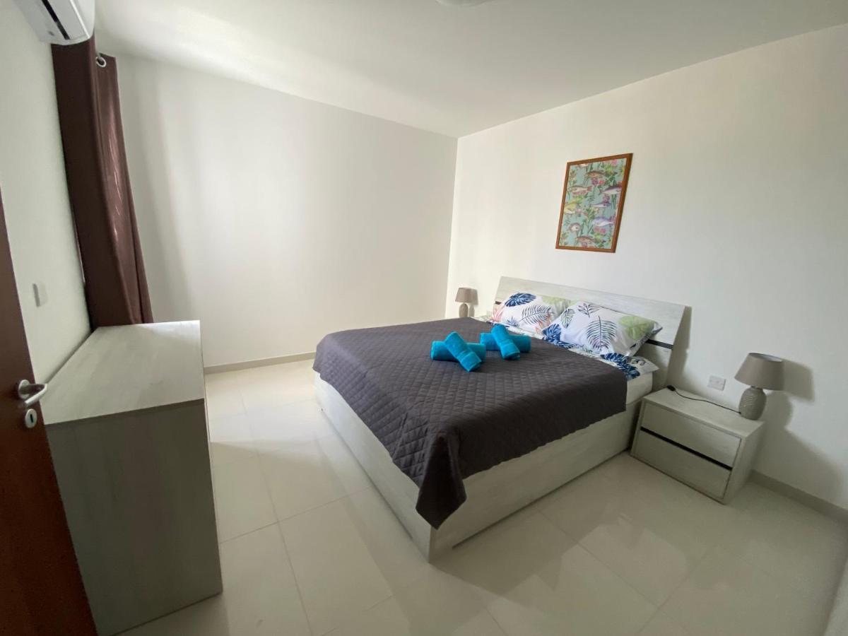 Apartment Sunshine - Modern Three Bedroom - No 2