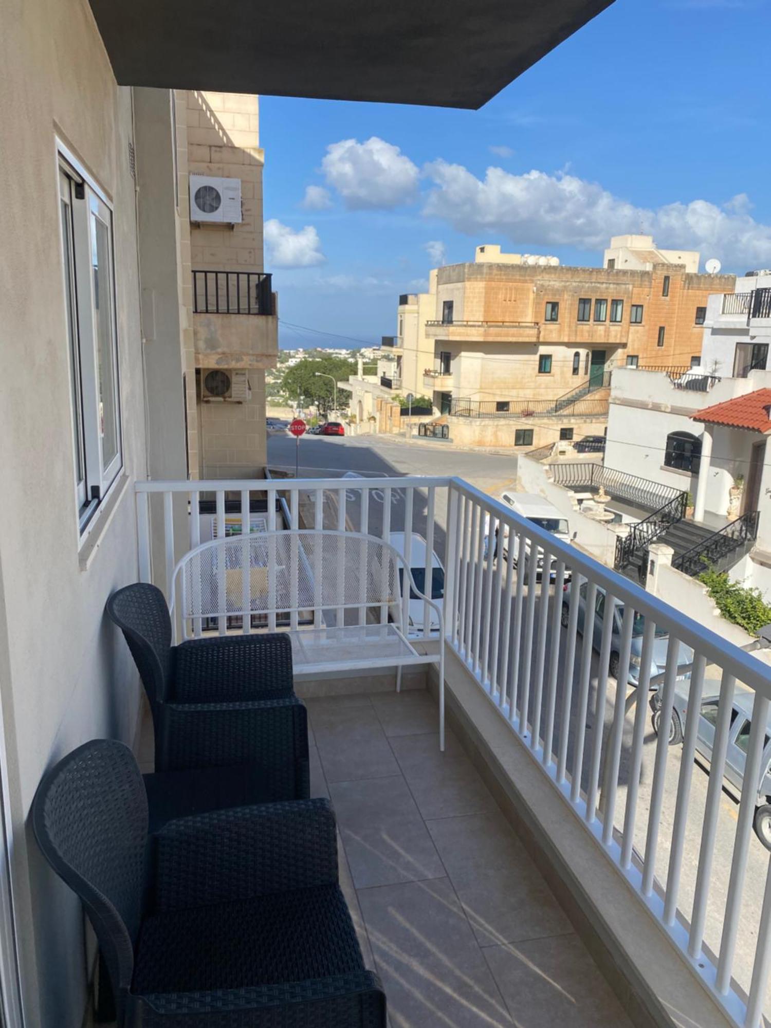 Sunshine - Modern Three Bedroom - No 2 Apartment Mellieha